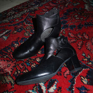 Earth Corinth Black Leather Cutout Round Toe Block Heel Buckle Ankle Boots - 8